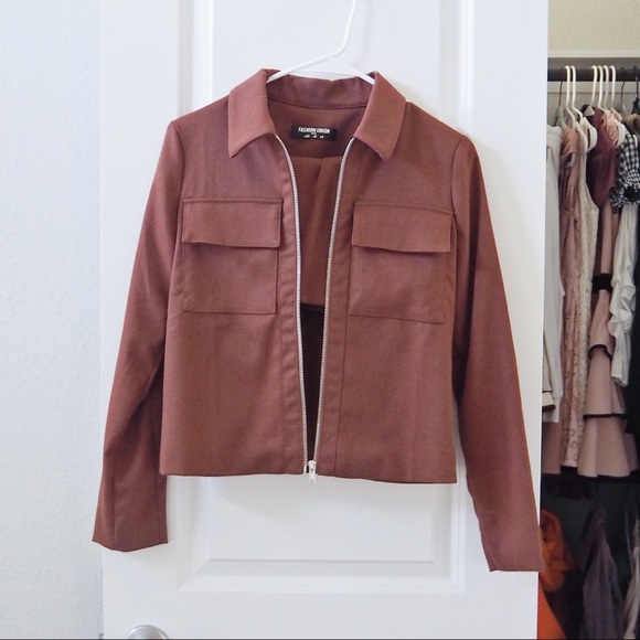 Red jacket + skirt - Picture 2 of 3